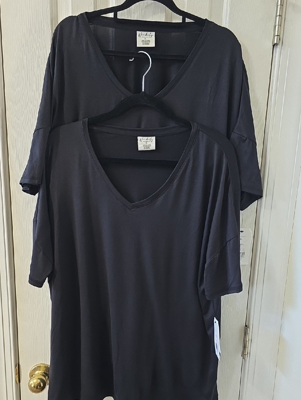 WONDERLY WOMEN'S BLACK SHORT SLEEVES SLEEP TEE-SHIRT BUNDLE OF 2 BOTH SIZE XL